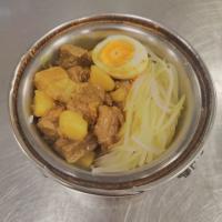 咖喱牛腩木桶饭