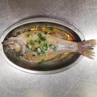 葱油鲈鱼