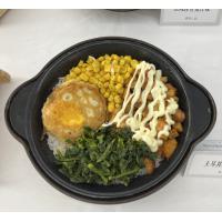 烤鸡肉煲仔饭