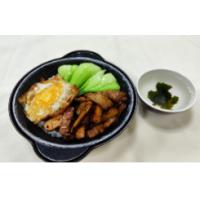 脆干五花肉煲仔饭
